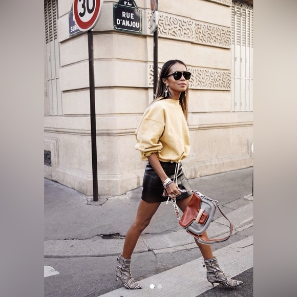 NWOT Worthington Faux Snakeskin low Booties - Picture 2 of 7